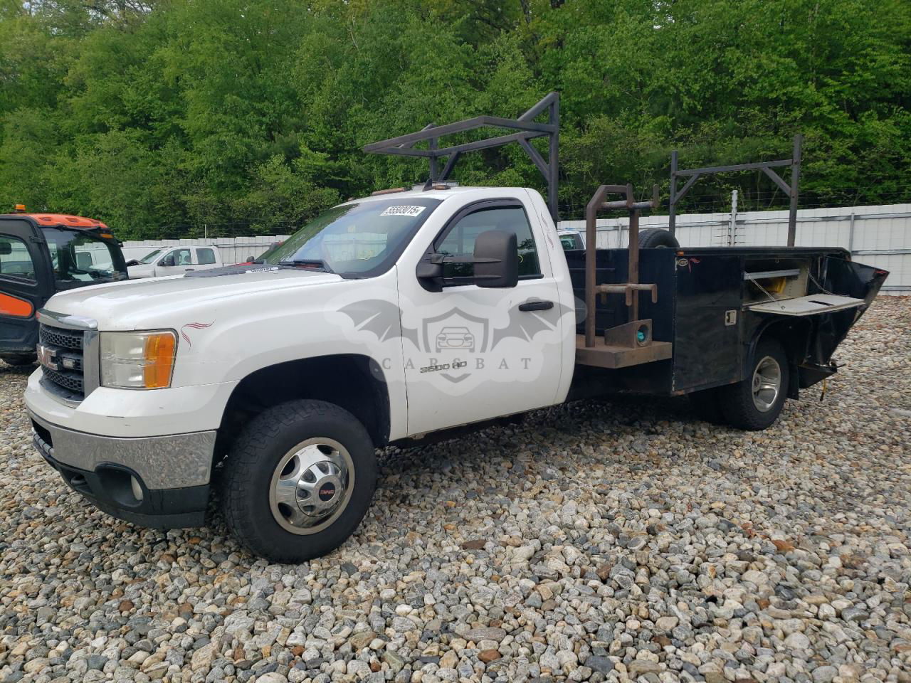 GMC Sierra C3500 SLE 6.0L  8 2011