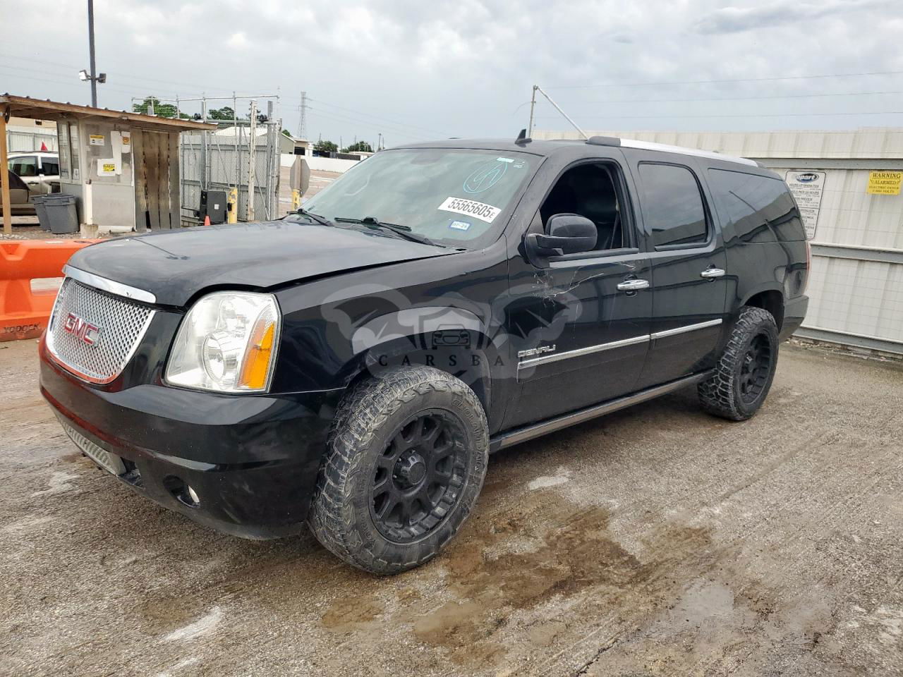 GMC Yukon DENALI 6.2L  8 2014