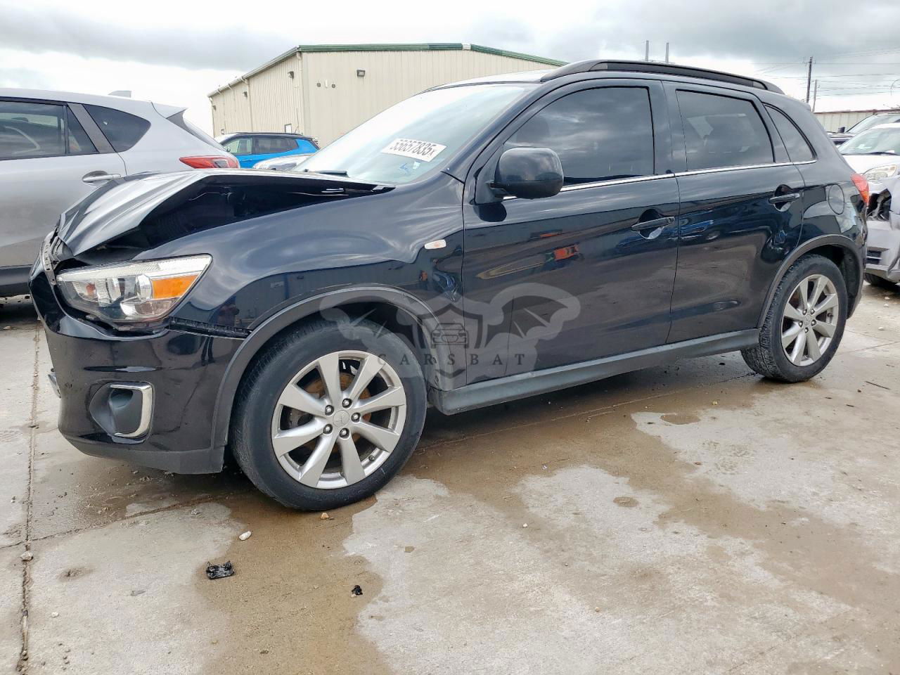 Mitsubishi Outlander LE 2.0L  4 2013