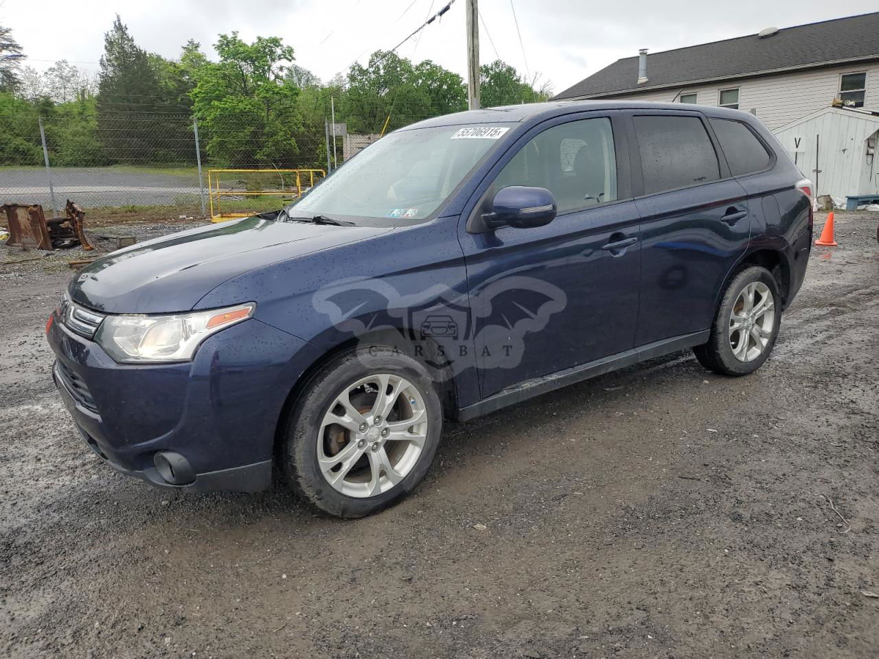 Mitsubishi Outlander SE 2.4L  4 2014