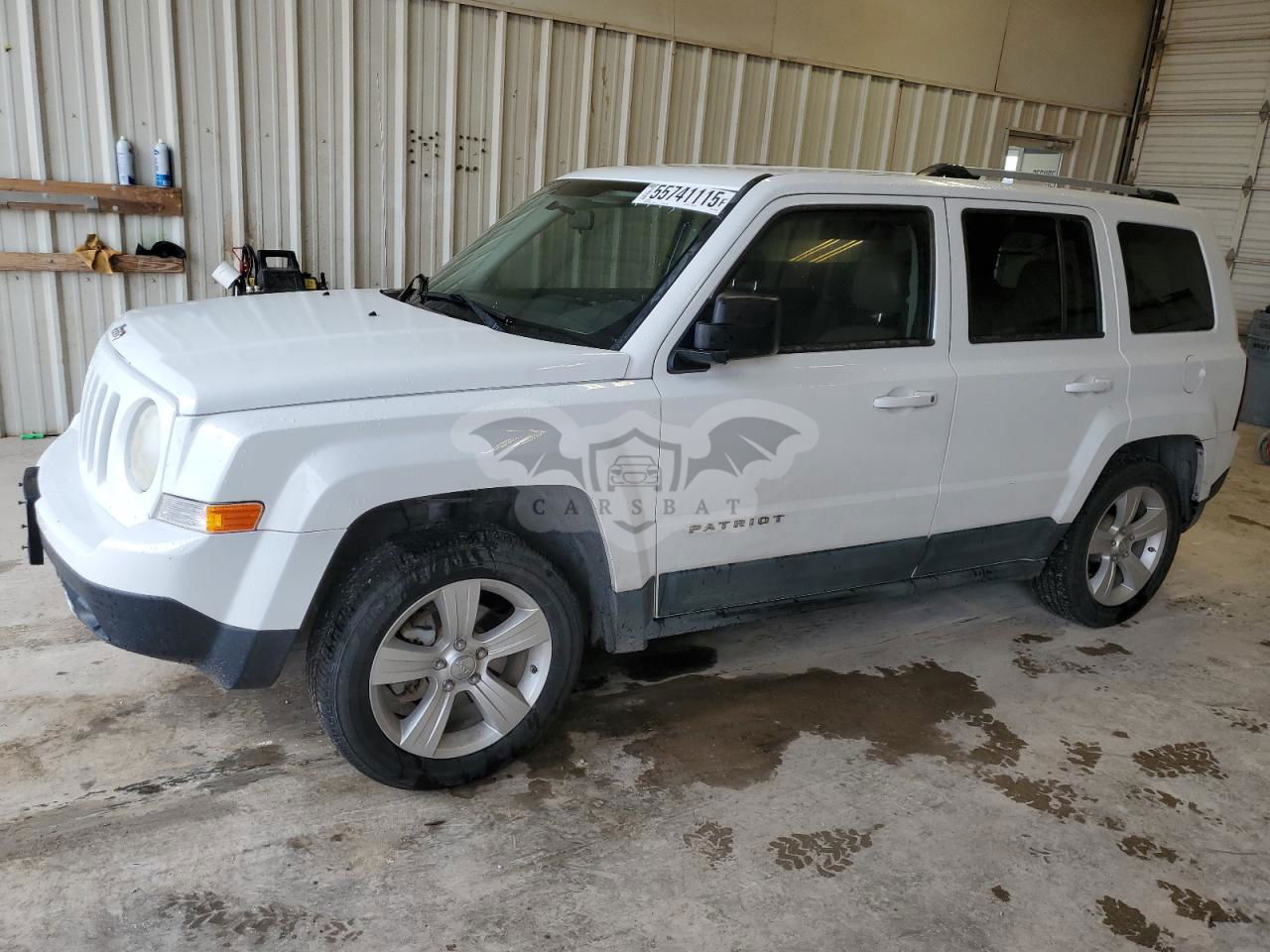 Jeep Patriot LATITUDE 2.4L  4 2011