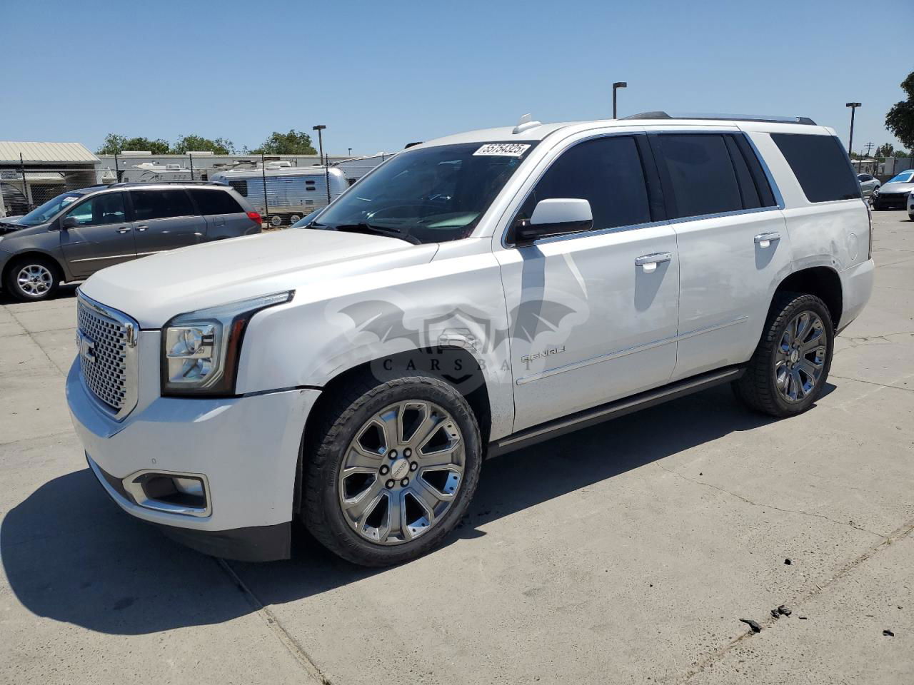 GMC Yukon DENALI 6.2L  8 2016