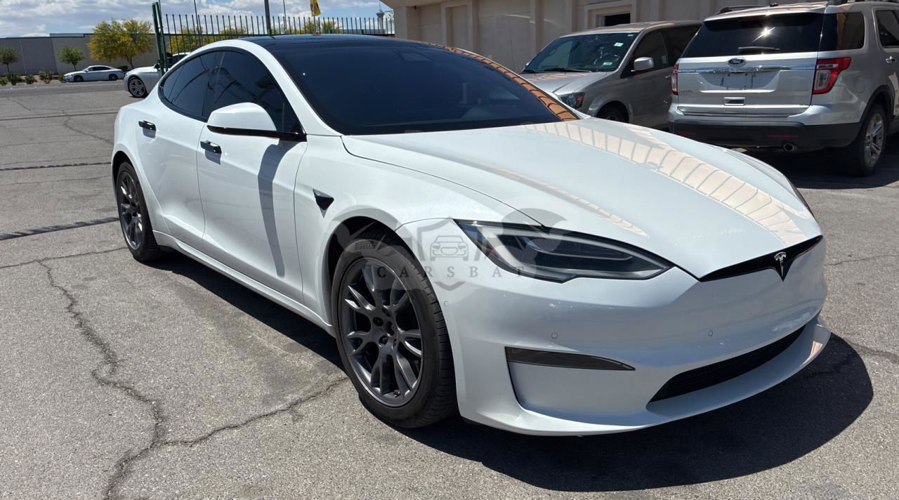 Tesla Model S 2021