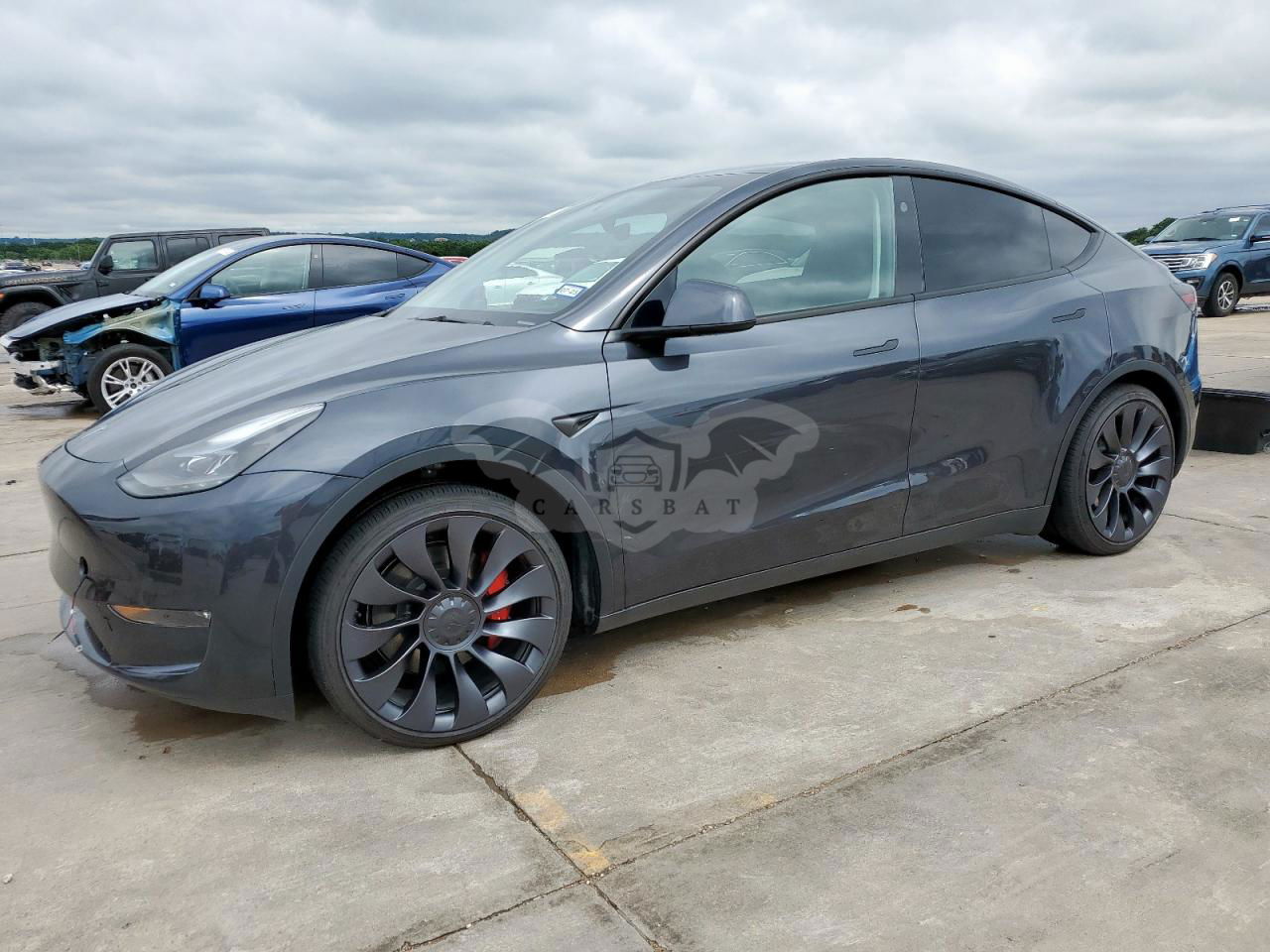 Tesla Model Y 2024