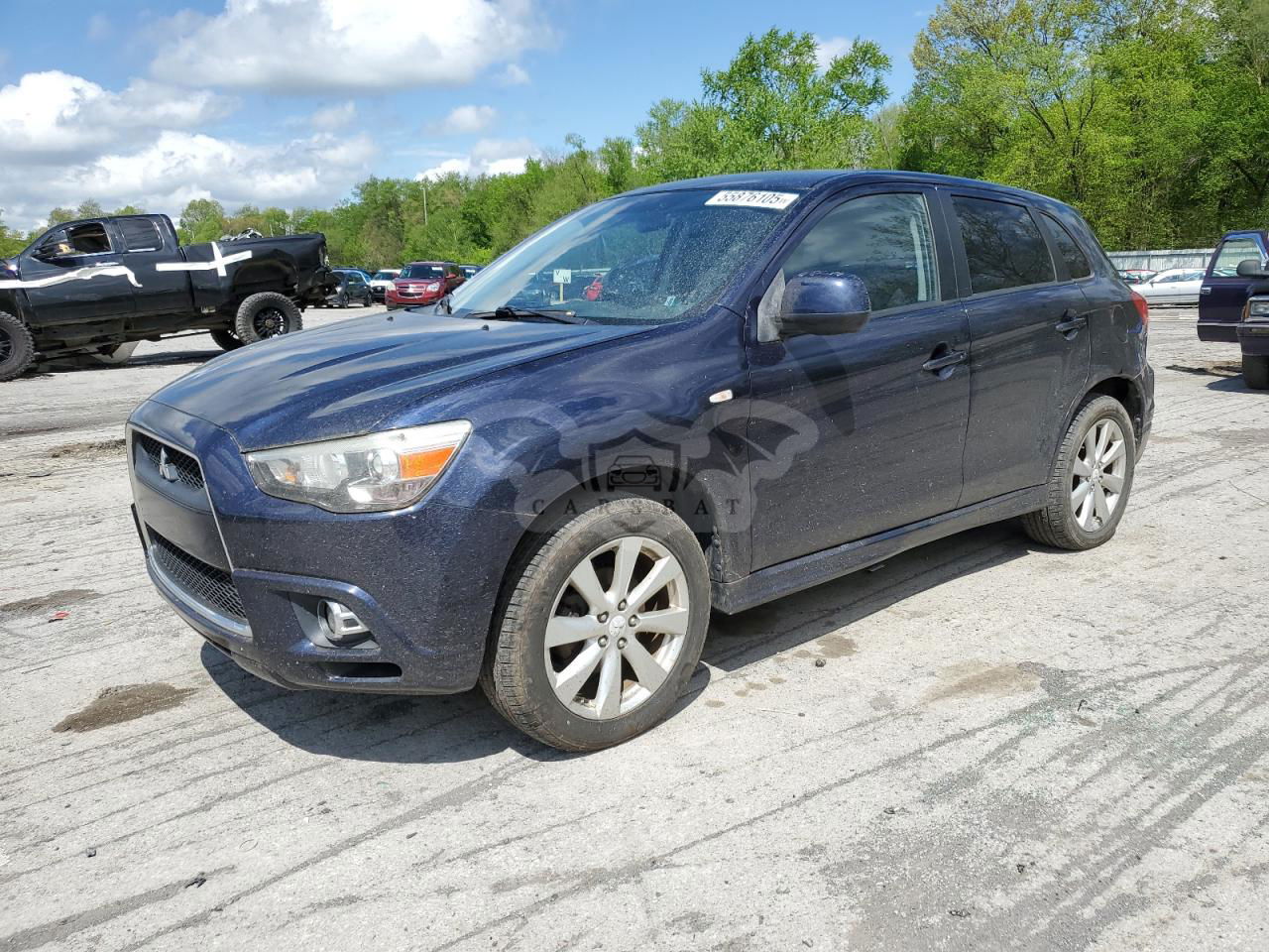 Mitsubishi Outlander SE 2.0L  4 2012