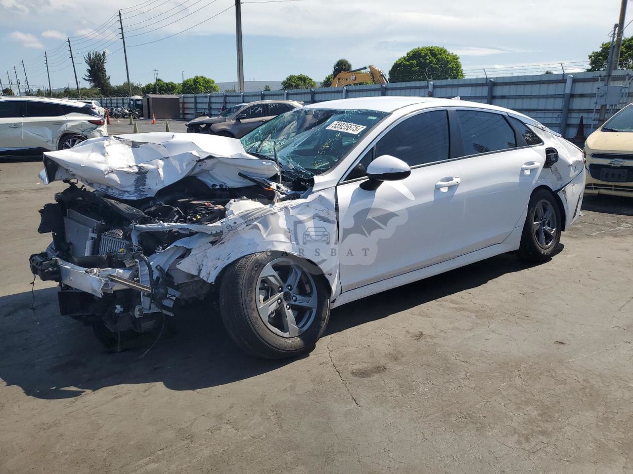 Kia K5 LXS 1.6L  4 2024