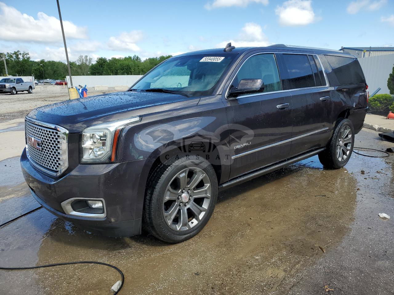 GMC Yukon DENALI 6.2L  8 2016