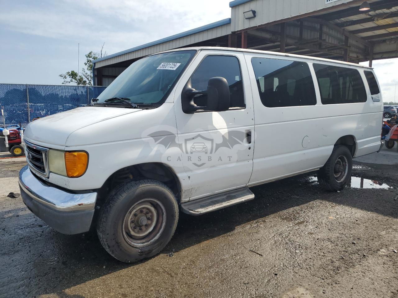 Ford Econoline E350 SUPER DUTY WAGON 5.4L  8 2006