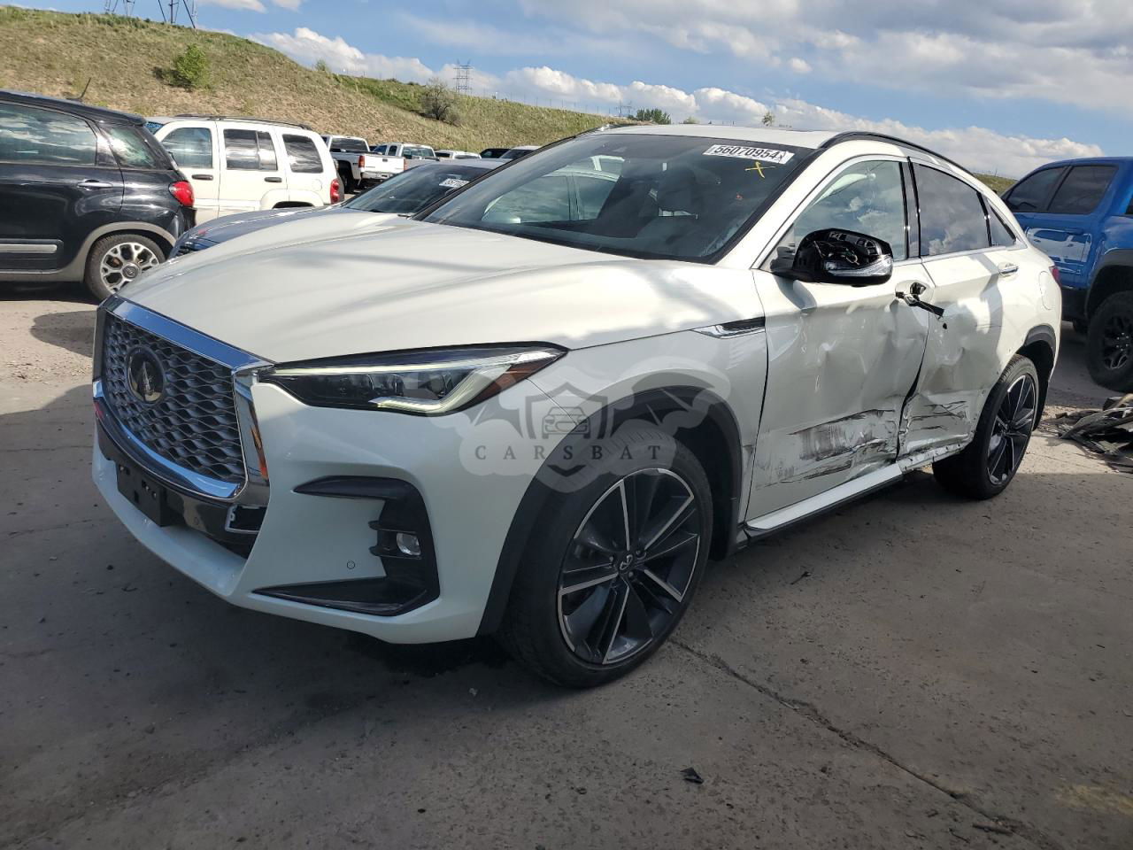 Infiniti QX50 ESSENTIAL 2.0L  4 2023