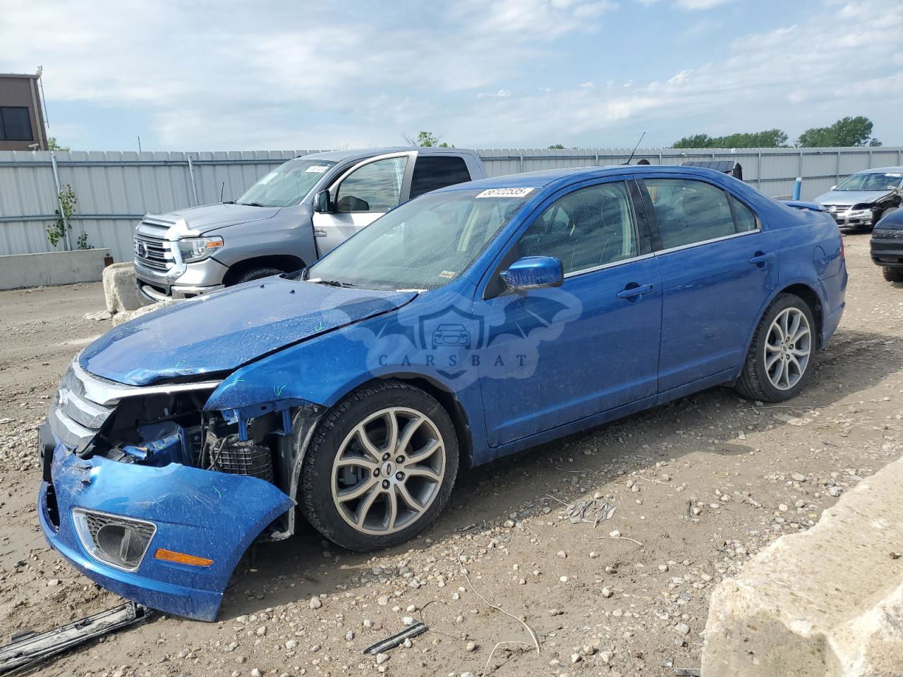 Ford Fusion SE 2.5L  4 2011