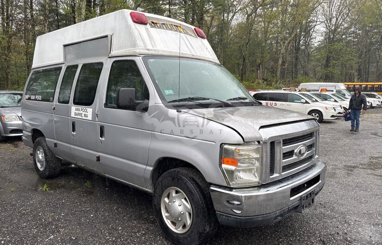 Ford Econoline E250 VAN 4.6L  8 2014