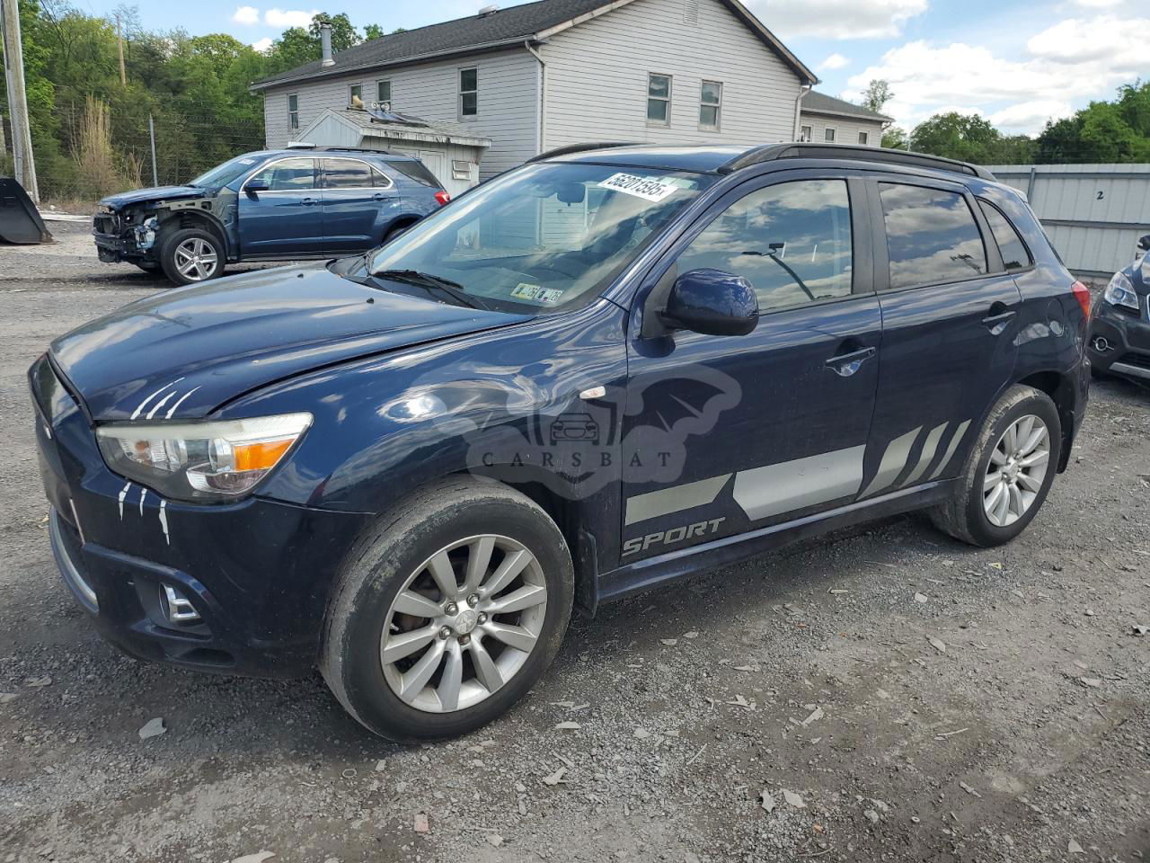 Mitsubishi Outlander SE 2.0L  4 2011