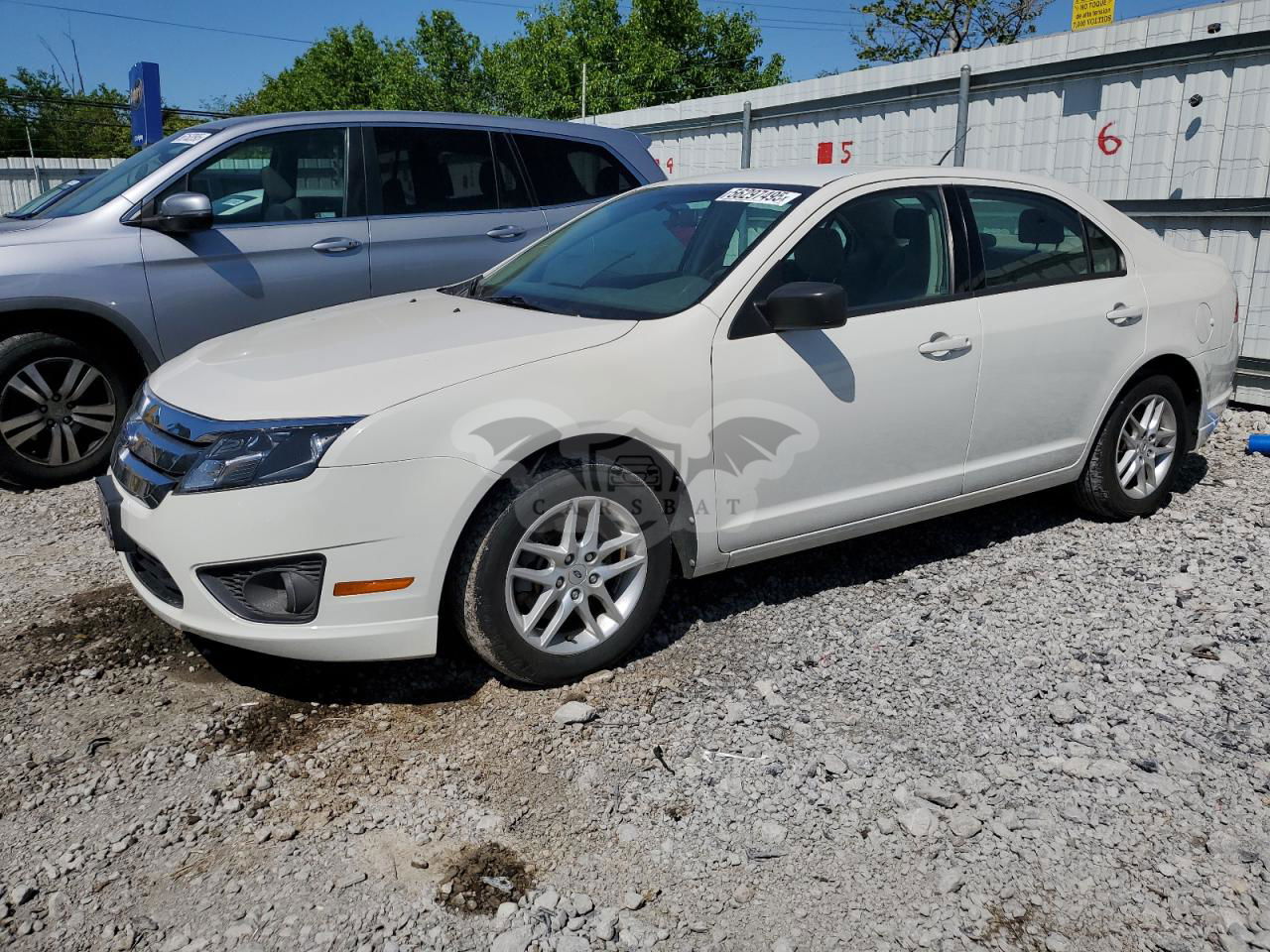 Ford Fusion S 2.5L  4 2012