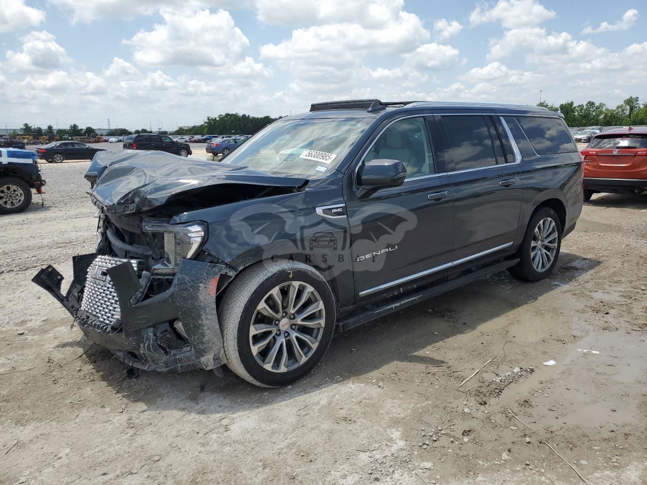 GMC Yukon DENALI 6.2L  8 2021