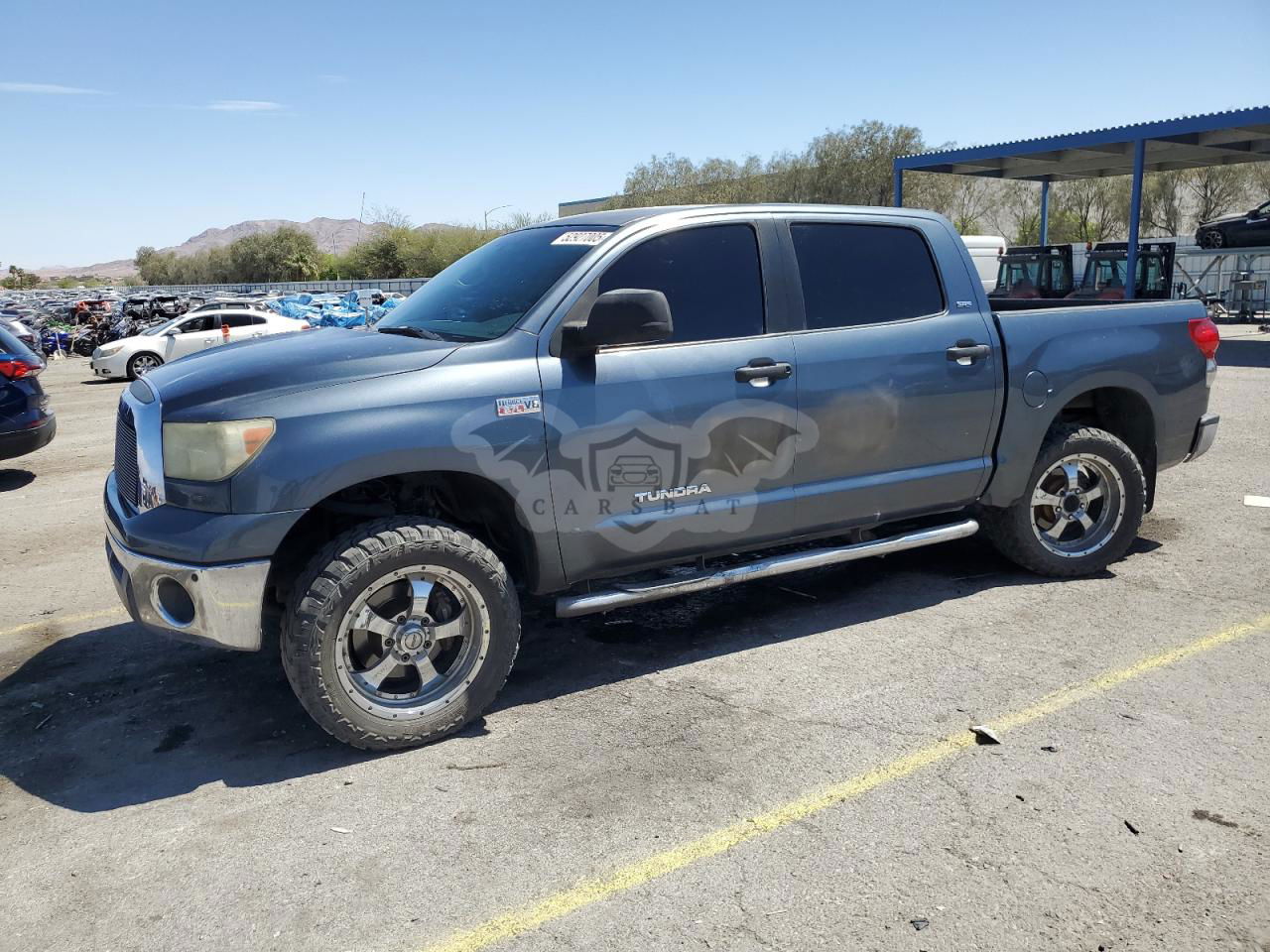 Toyota Tundra CREWMAX 5.7L  8 2008
