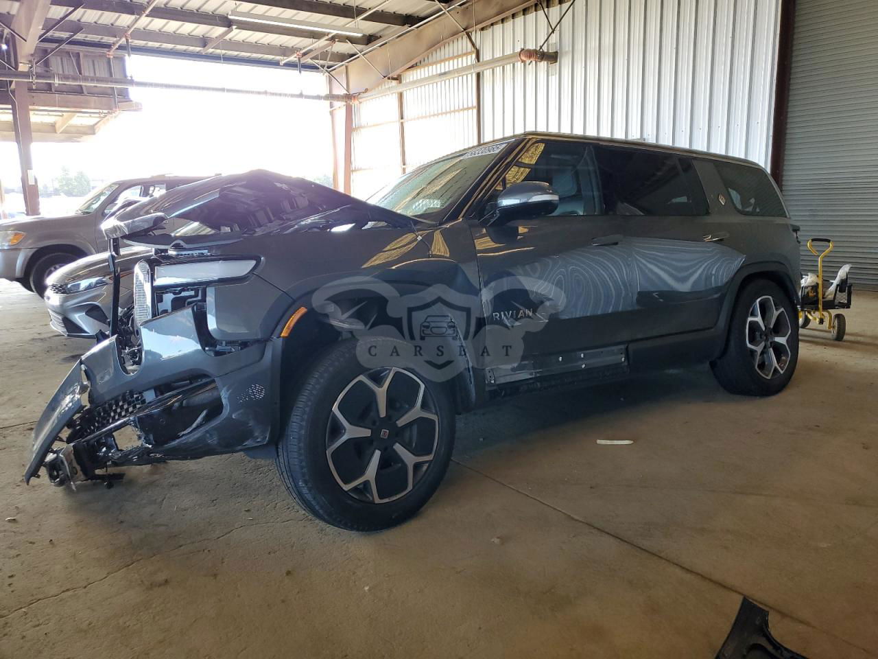 Rivian R1S ADVENTURE 2024