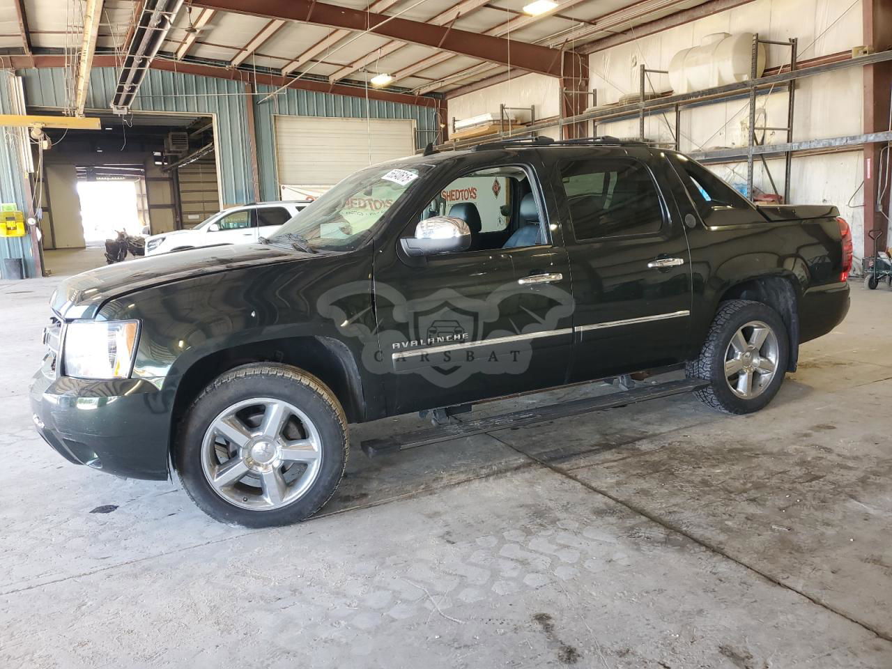 Chevrolet Avalanche LTZ 5.3L  8 2013