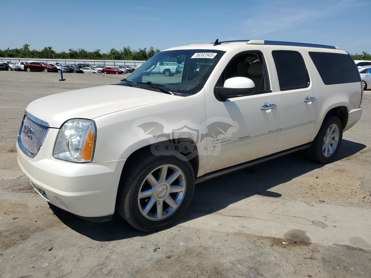 GMC Yukon DENALI 6.2L  8 2013