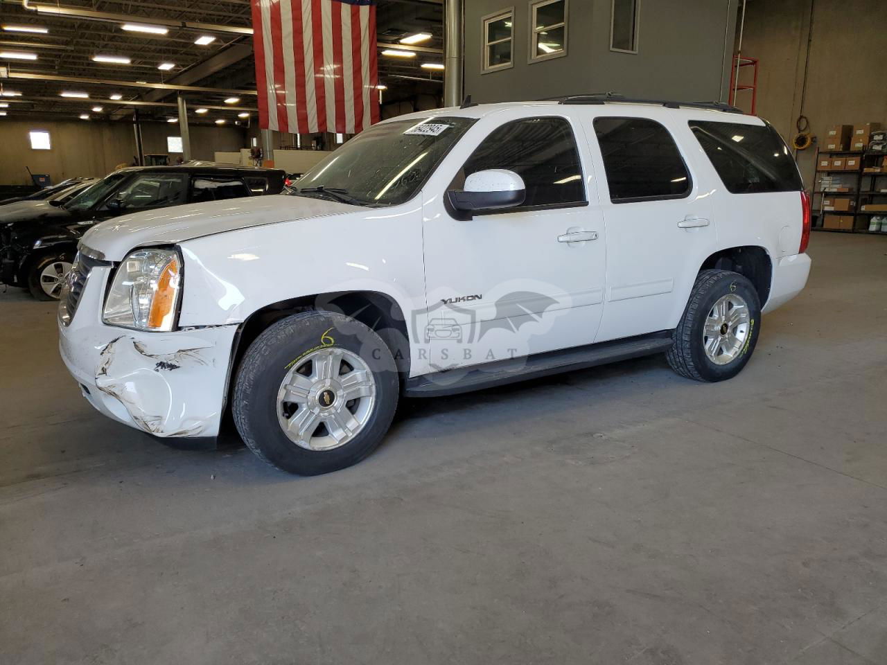 GMC Yukon SLE 5.3L  8 2013