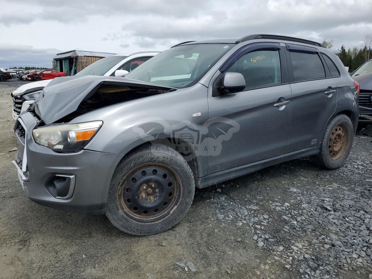 Mitsubishi Outlander SE 2.0L  4 2013