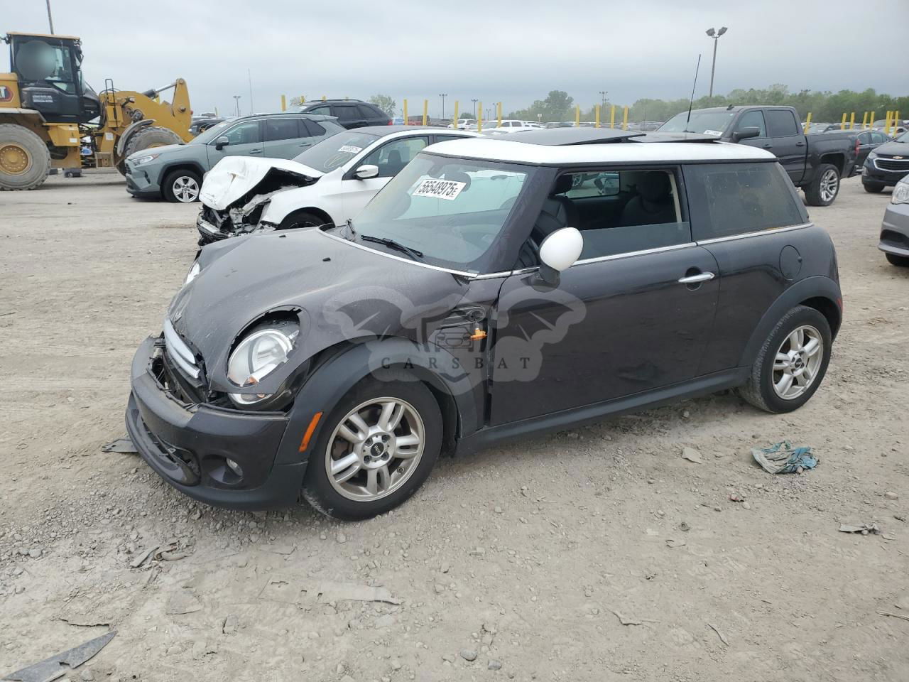 Mini Cooper 1.6L  4 2013
