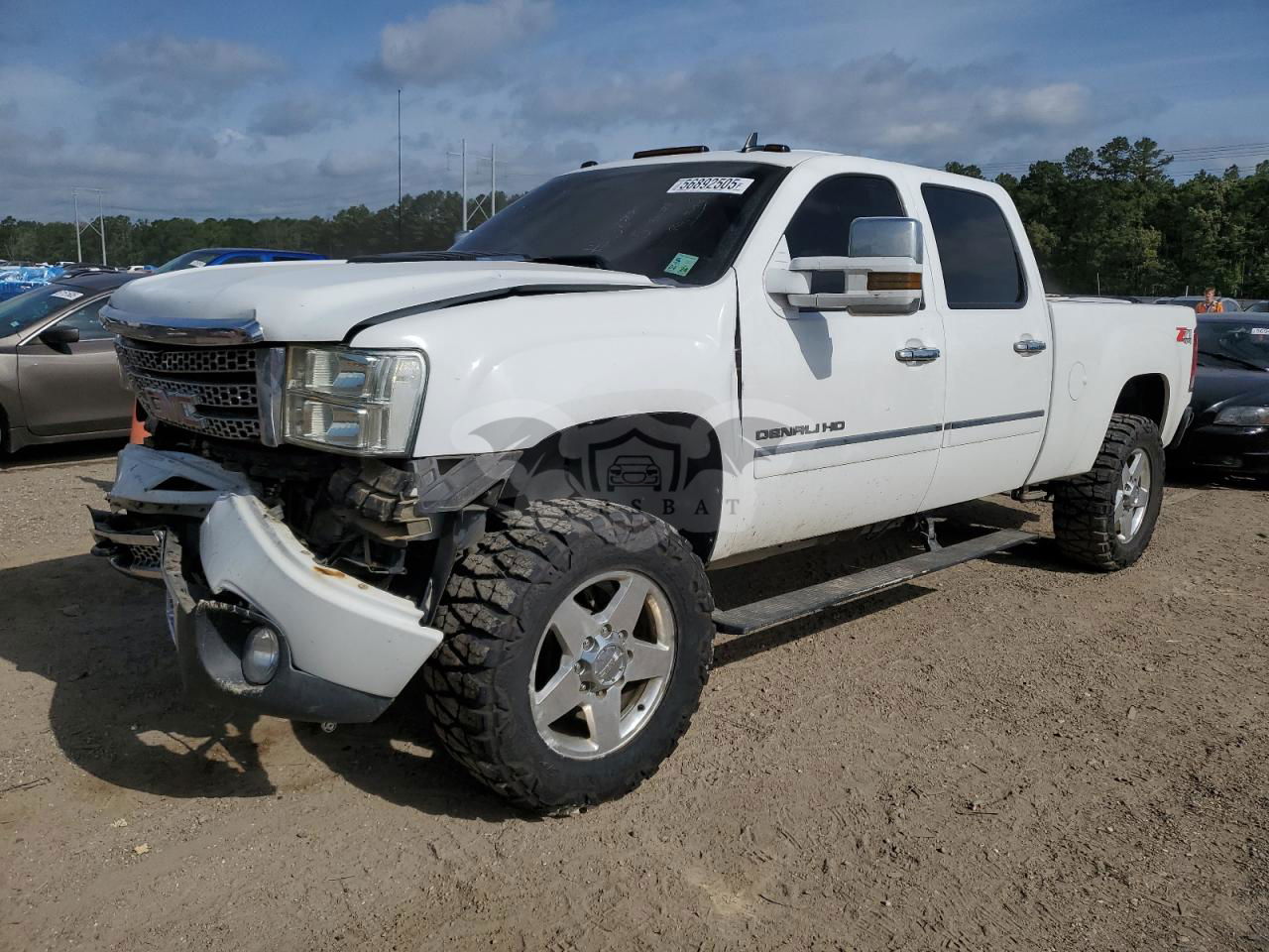 GMC Sierra K2500 DENALI 6.6L  8 2011