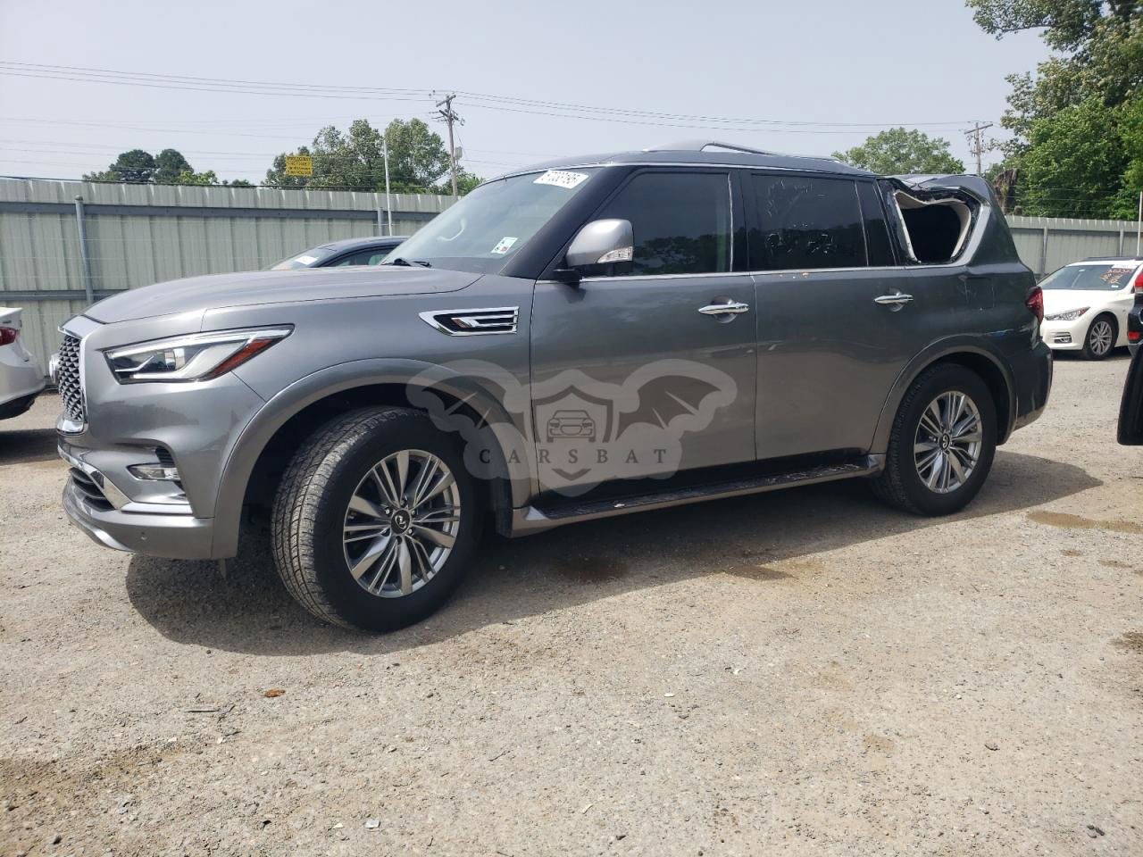 Infiniti QX80 LUXE 5.6L  8 2021