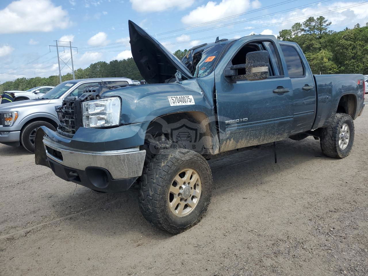 GMC Sierra K2500 SLE 6.6L  8 2011