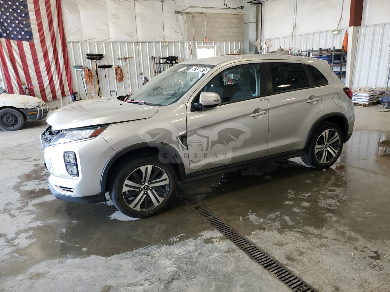 Mitsubishi Outlander SE 2.0L  4 2021