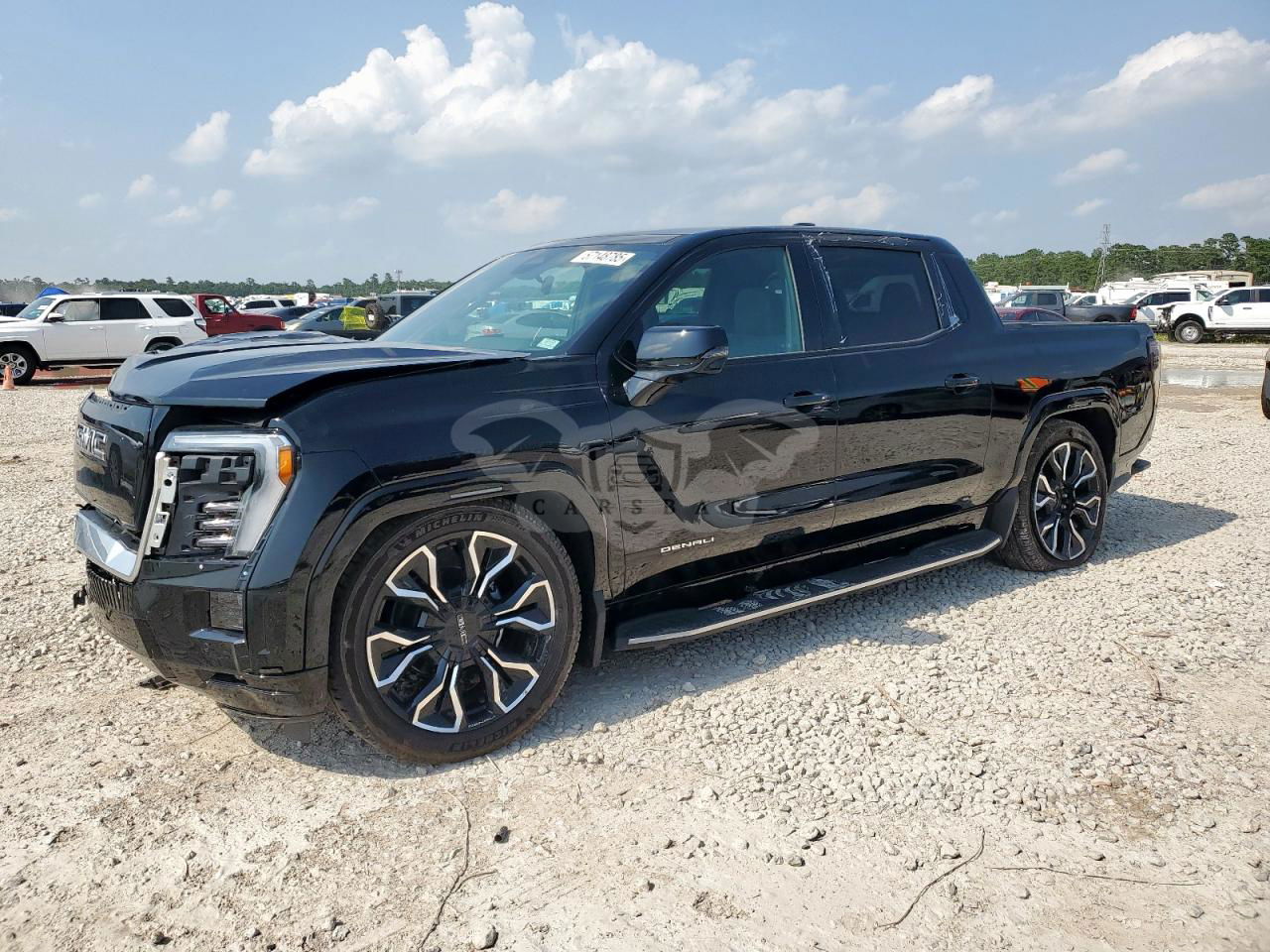 GMC Sierra DENALI 2025