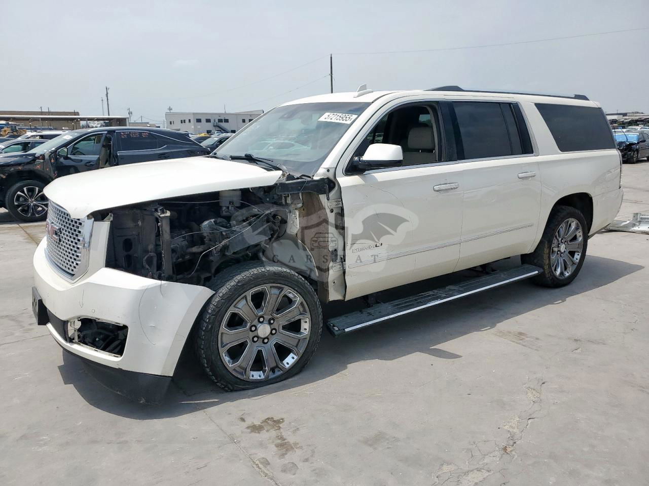 GMC Yukon DENALI 6.2L  8 2015