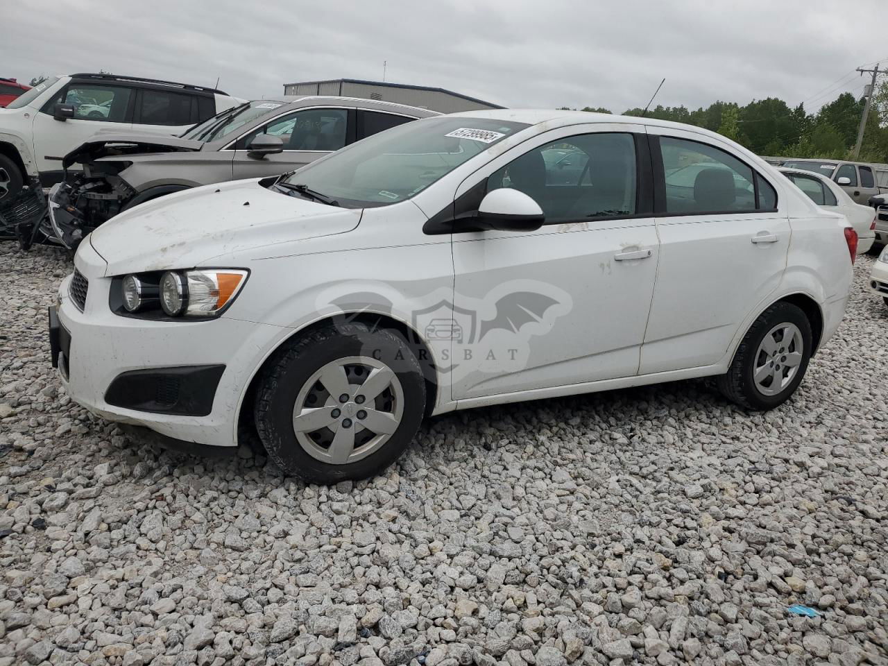Chevrolet Aveo (Sonic) LS 1.8L  4 2015