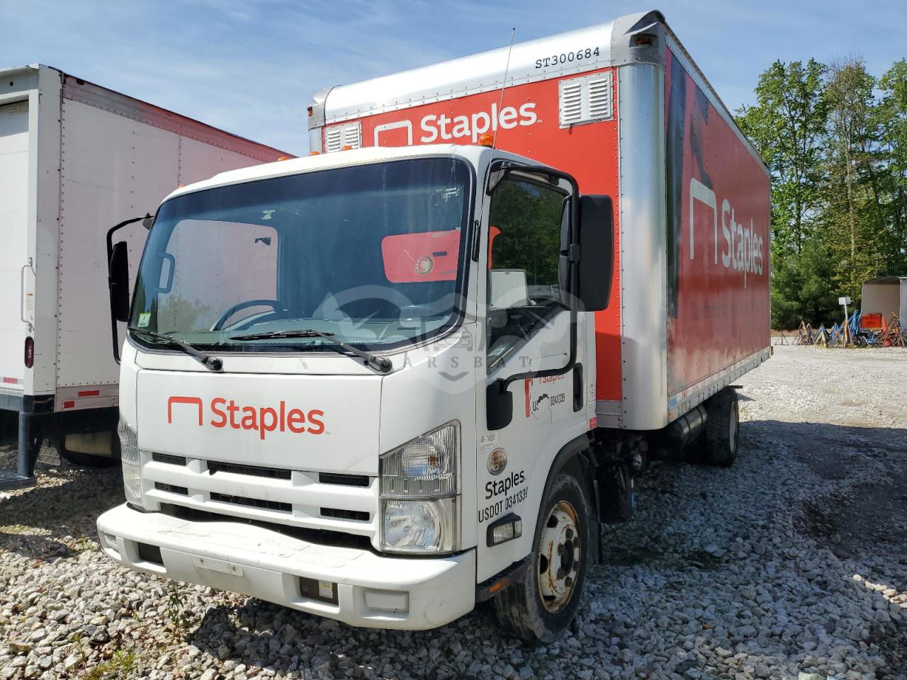 Isuzu NRR 5.2L  4 2013