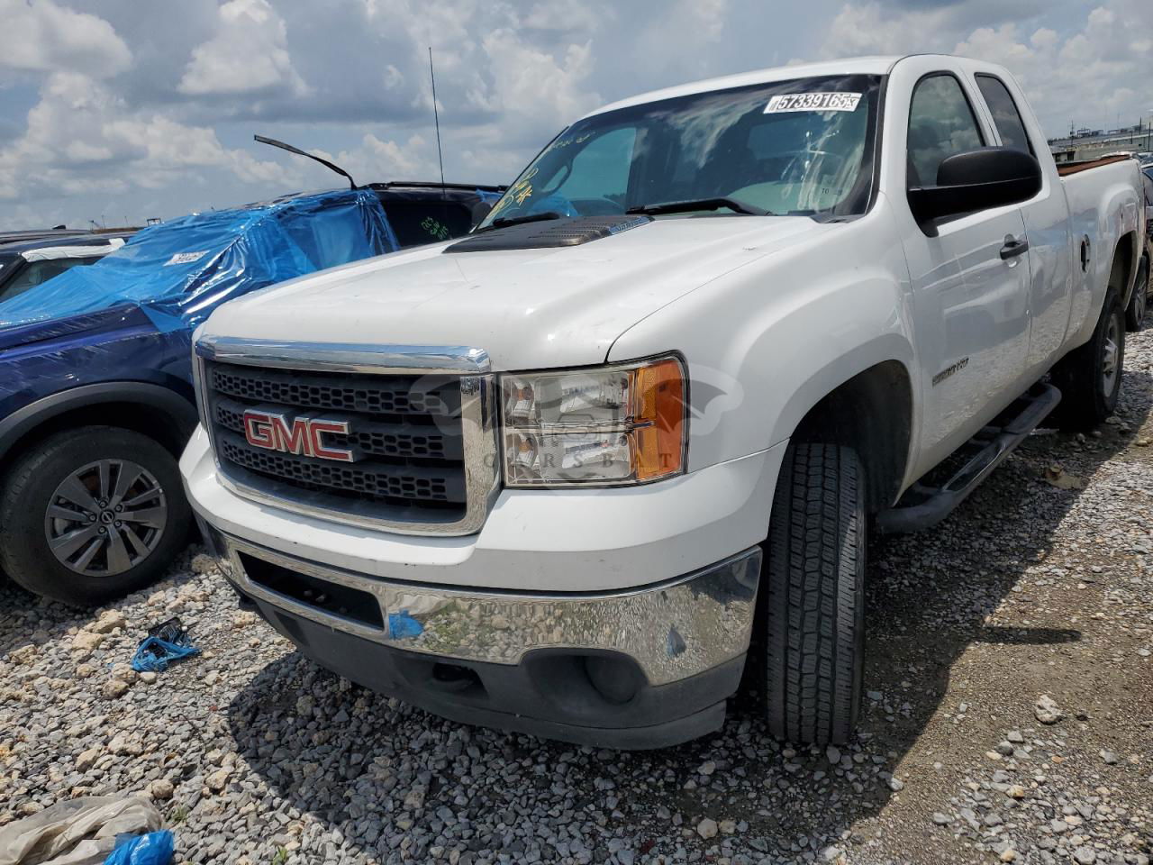 GMC Sierra C2500 HEAVY DUTY 6.0L  8 2013