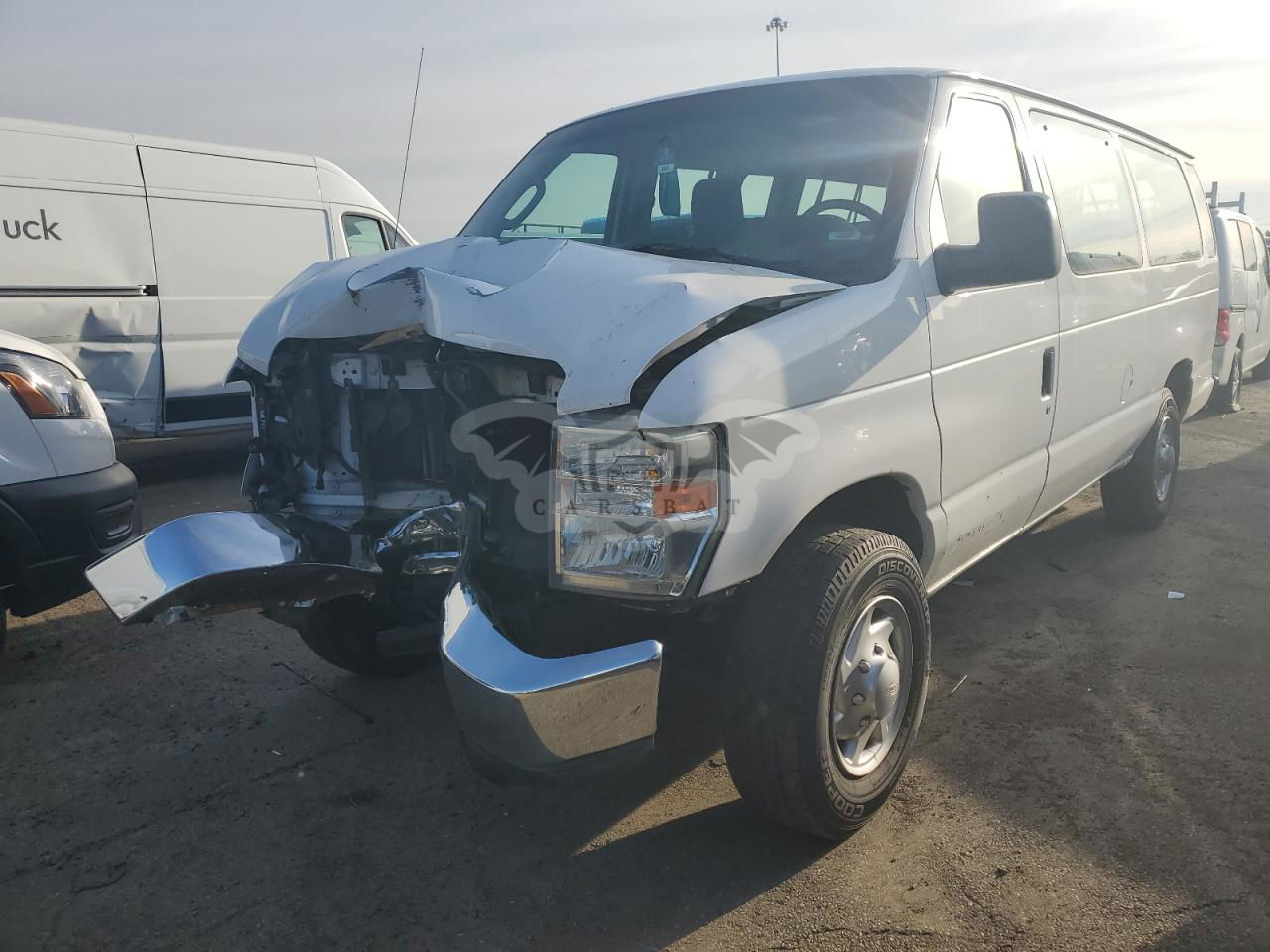 Ford Econoline E350 SUPER DUTY WAGON 5.4L  8 2010