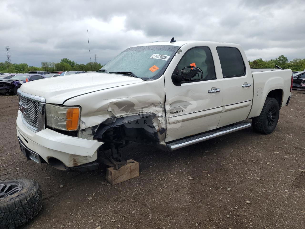 GMC Sierra K1500 DENALI 6.2L  8 2011