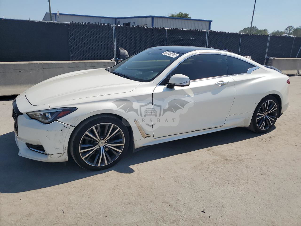 Infiniti Q60 LUXE 3.0L  6 2021