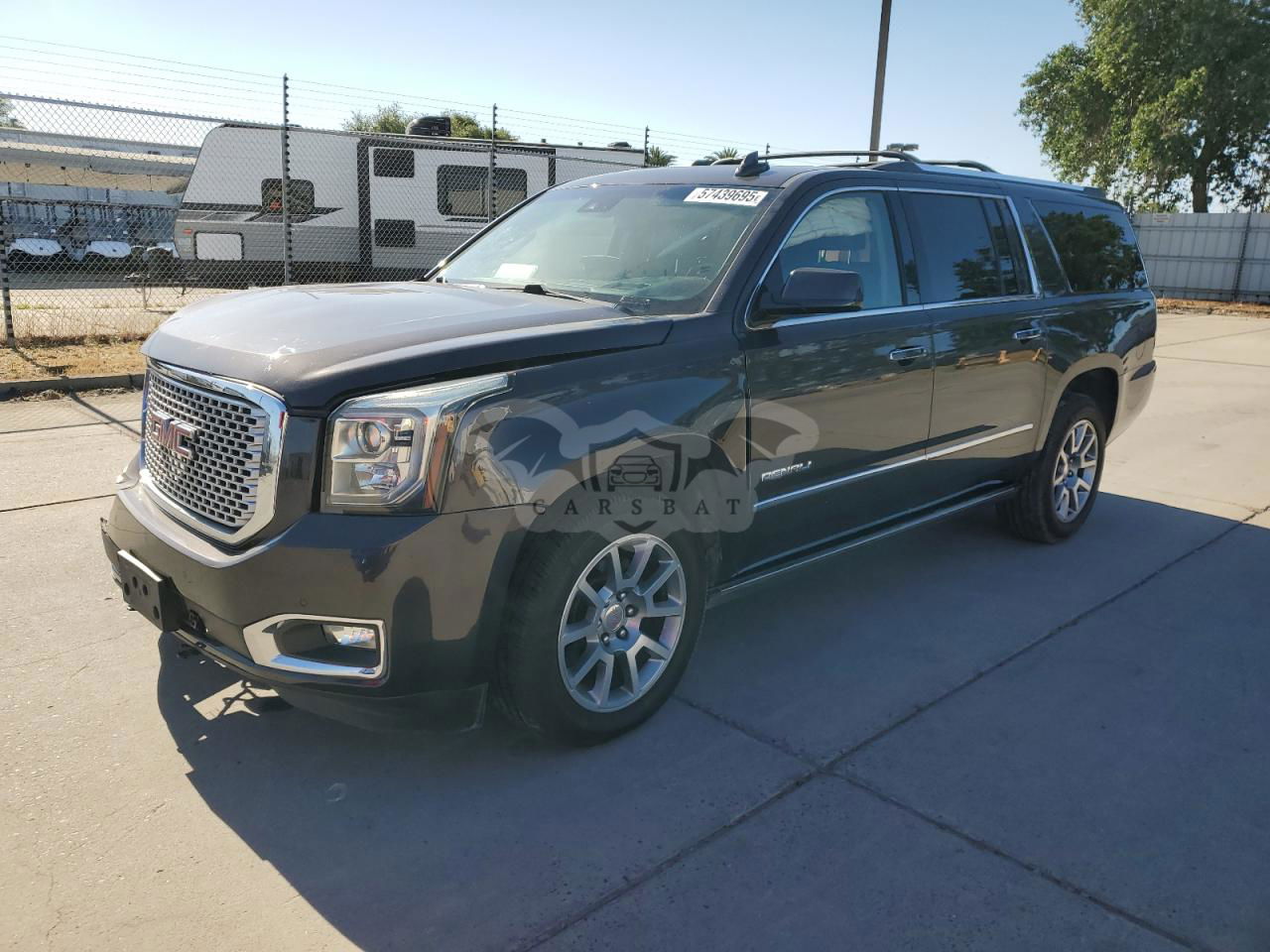 GMC Yukon DENALI 6.2L  8 2015