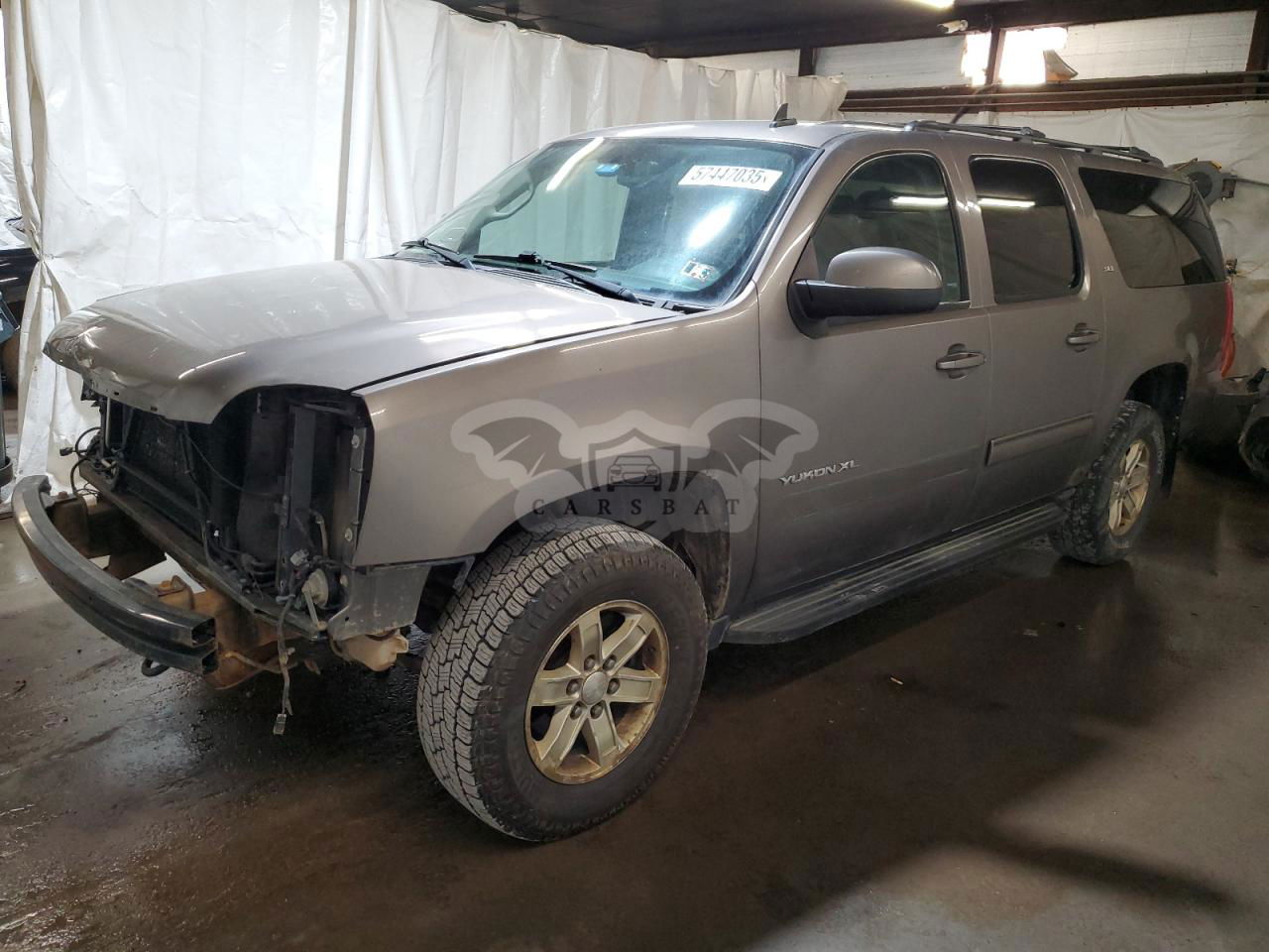 GMC Yukon K1500 SLT 5.3L  8 2013