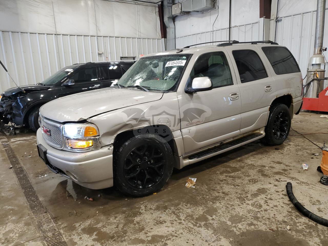 GMC Yukon DENALI 6.0L  8 2006