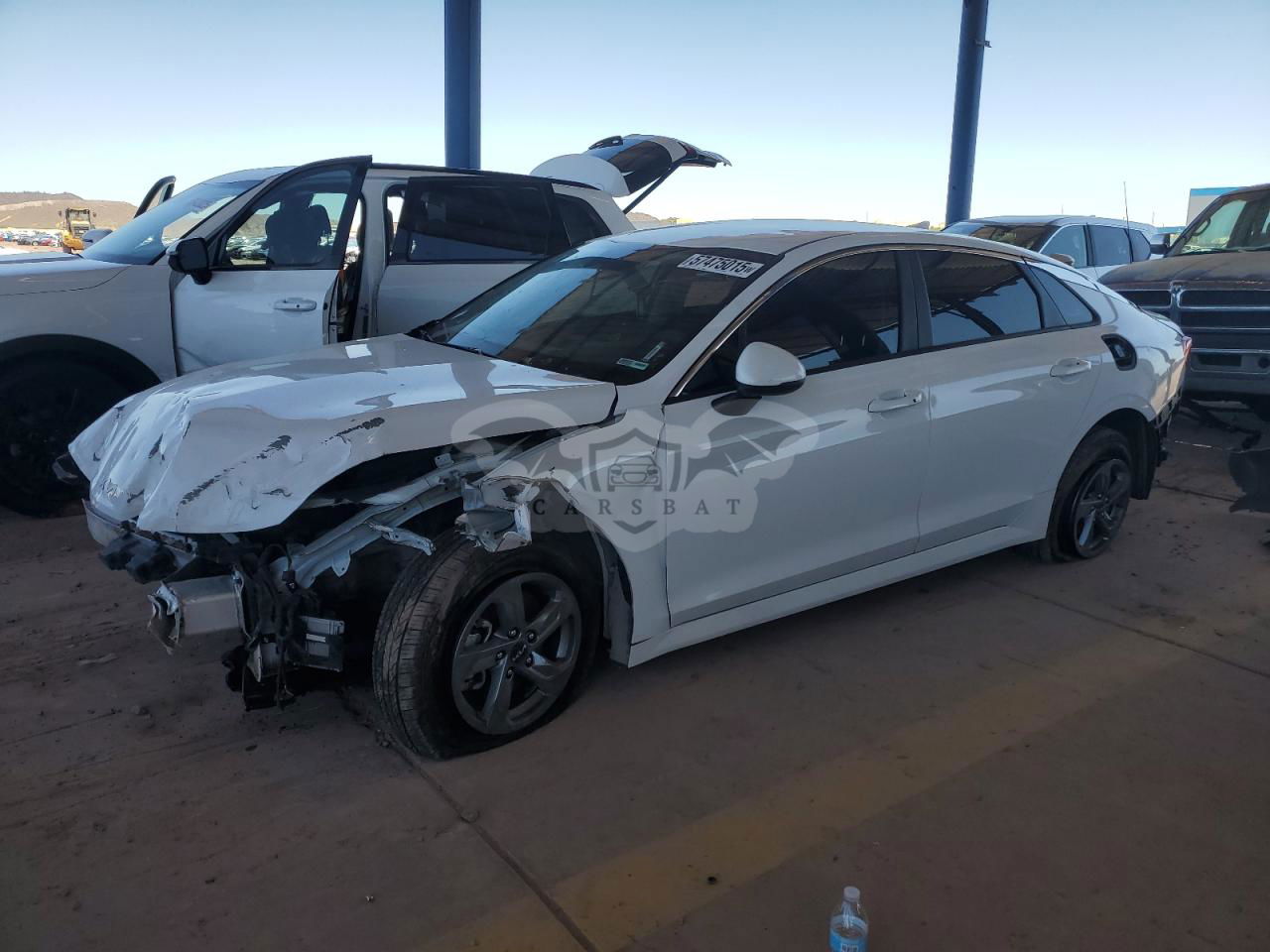 Kia K5 LXS 1.6L  4 2024