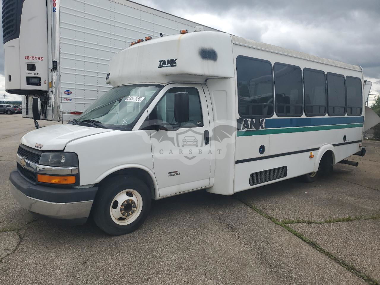 Chevrolet Express 6.6L  8 2015