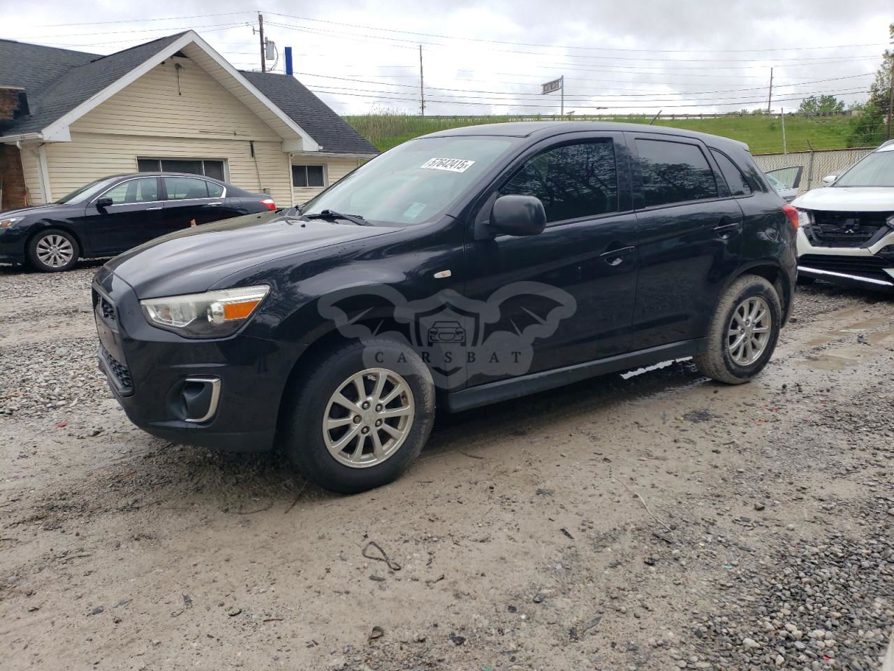 Mitsubishi Outlander SE 2.0L  4 2014