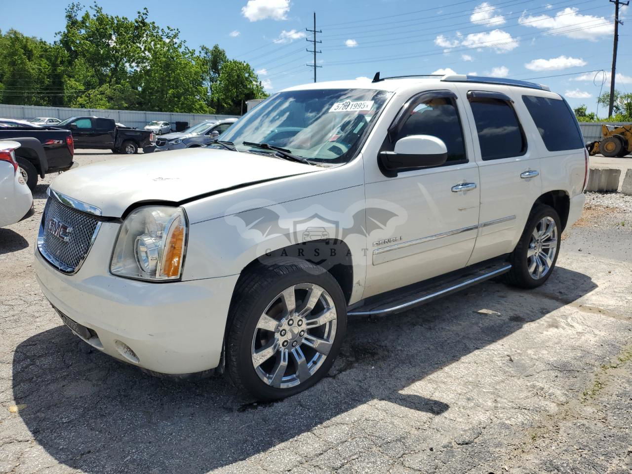 GMC Yukon DENALI 6.2L  8 2012
