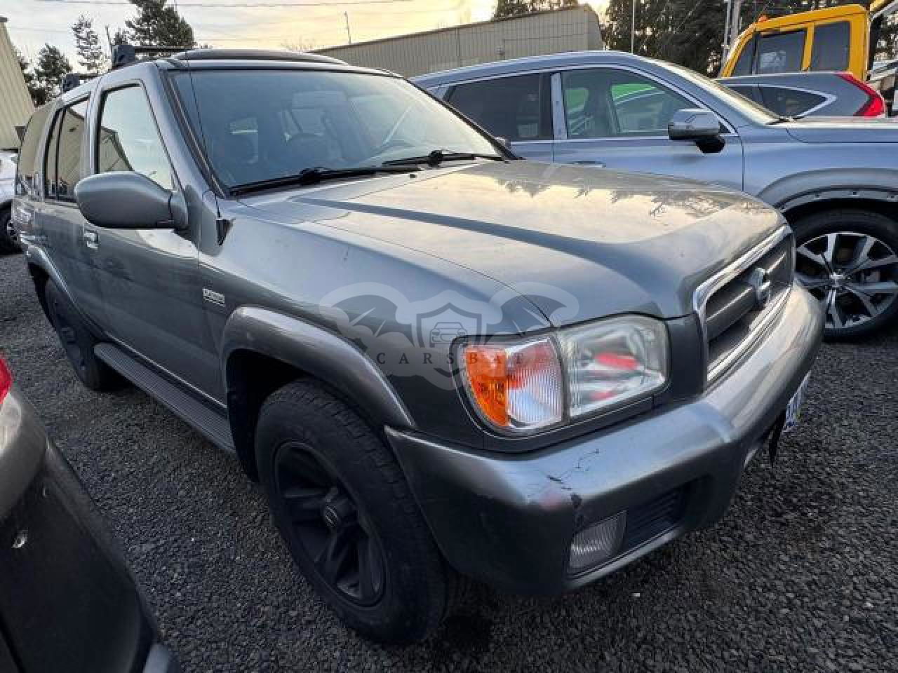 Nissan Pathfinder LE 3.5L  6 2004