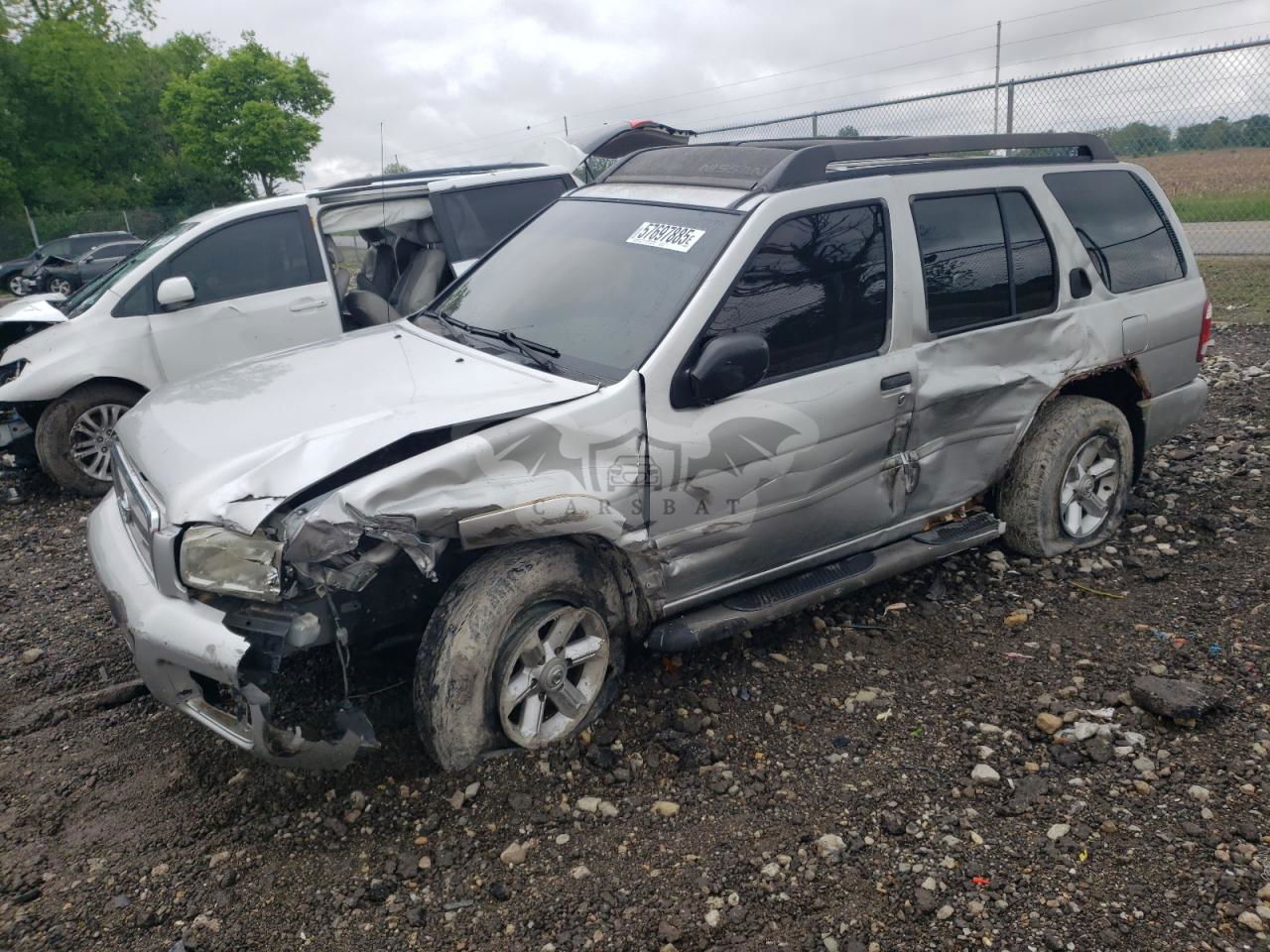 Nissan Pathfinder LE 3.5L  6 2003