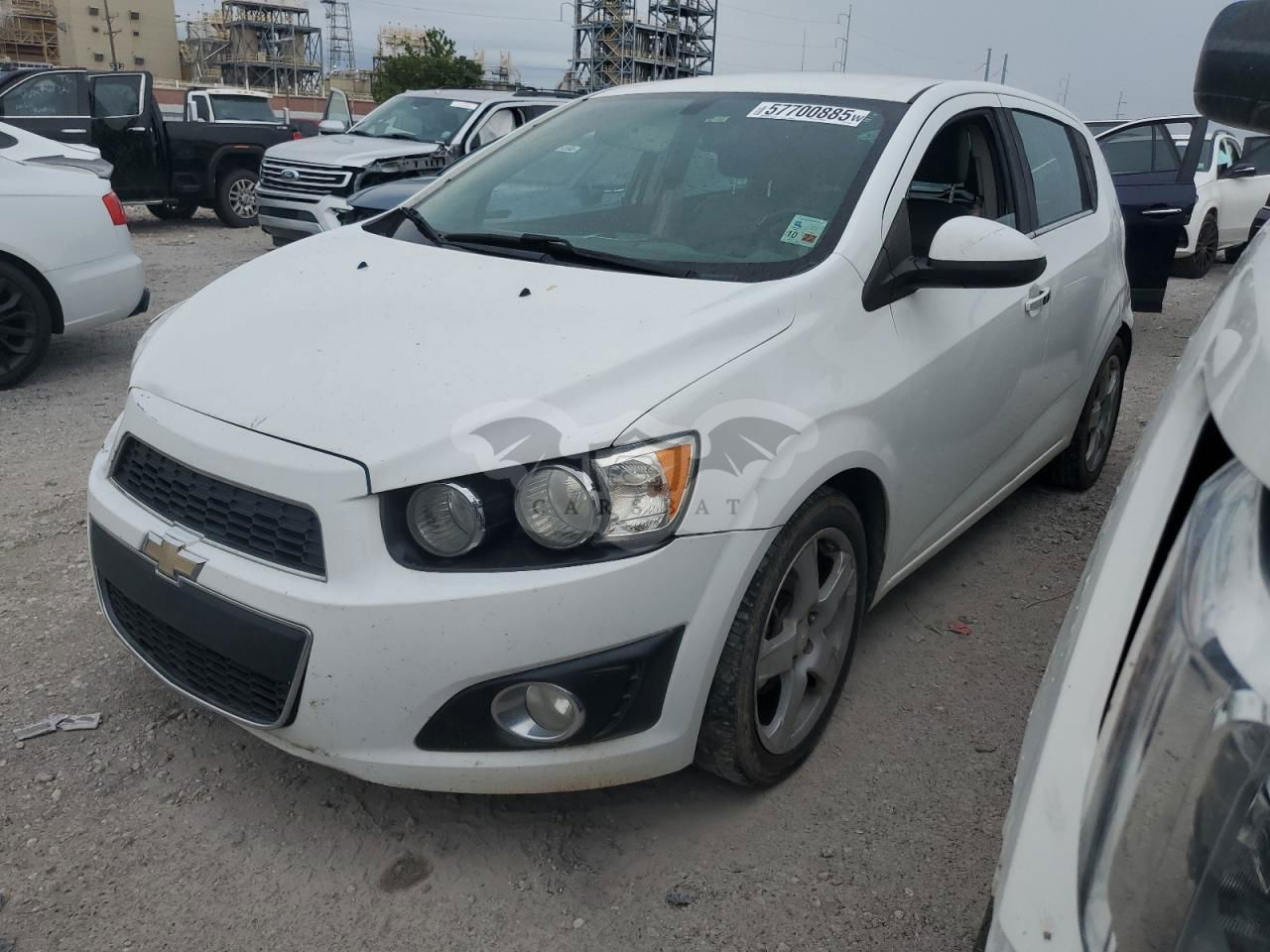 Chevrolet Aveo (Sonic) LTZ 1.4L  4 2015