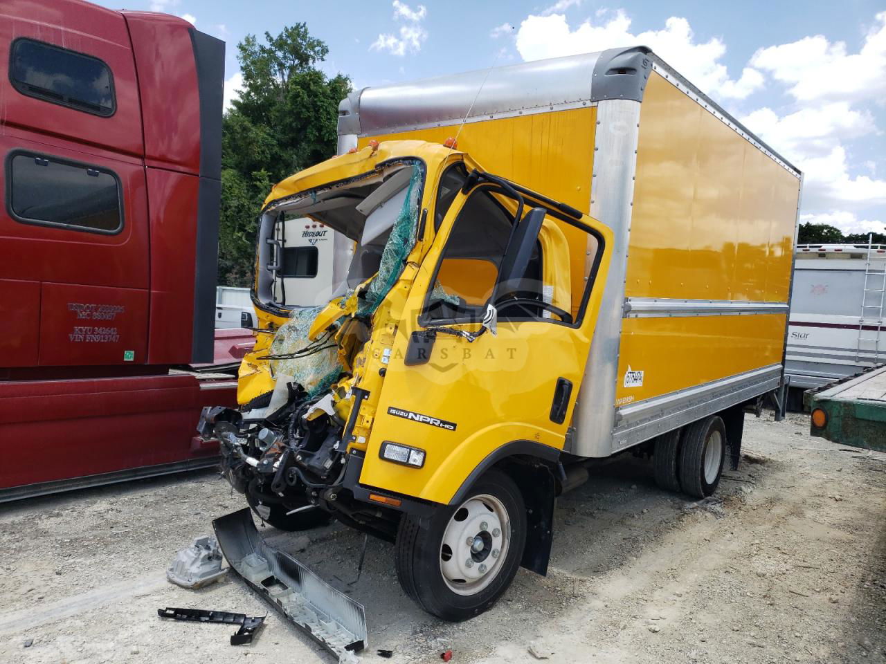 Isuzu NPR 6.6L  8 2024