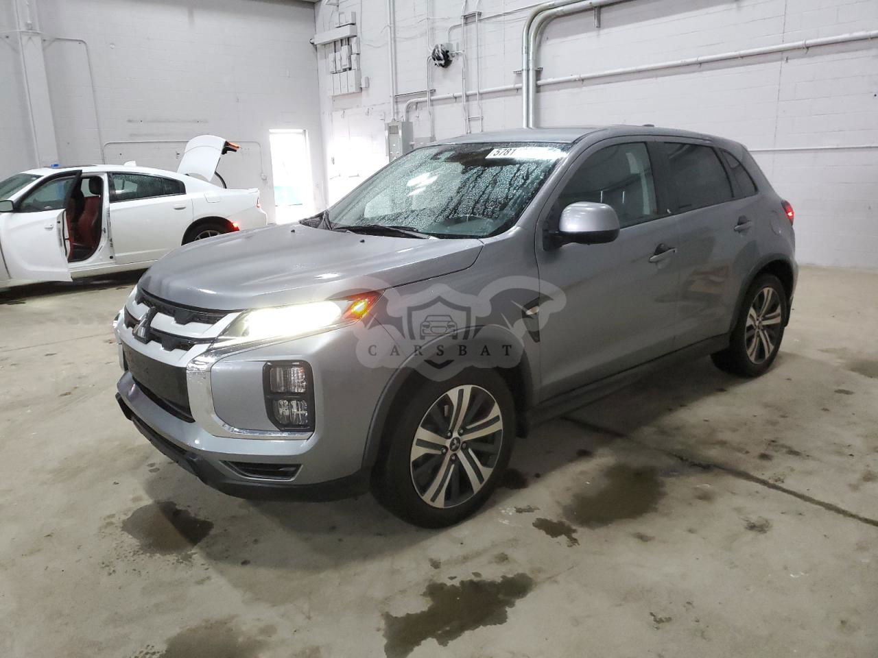 Mitsubishi Outlander ES 2.0L  4 2022