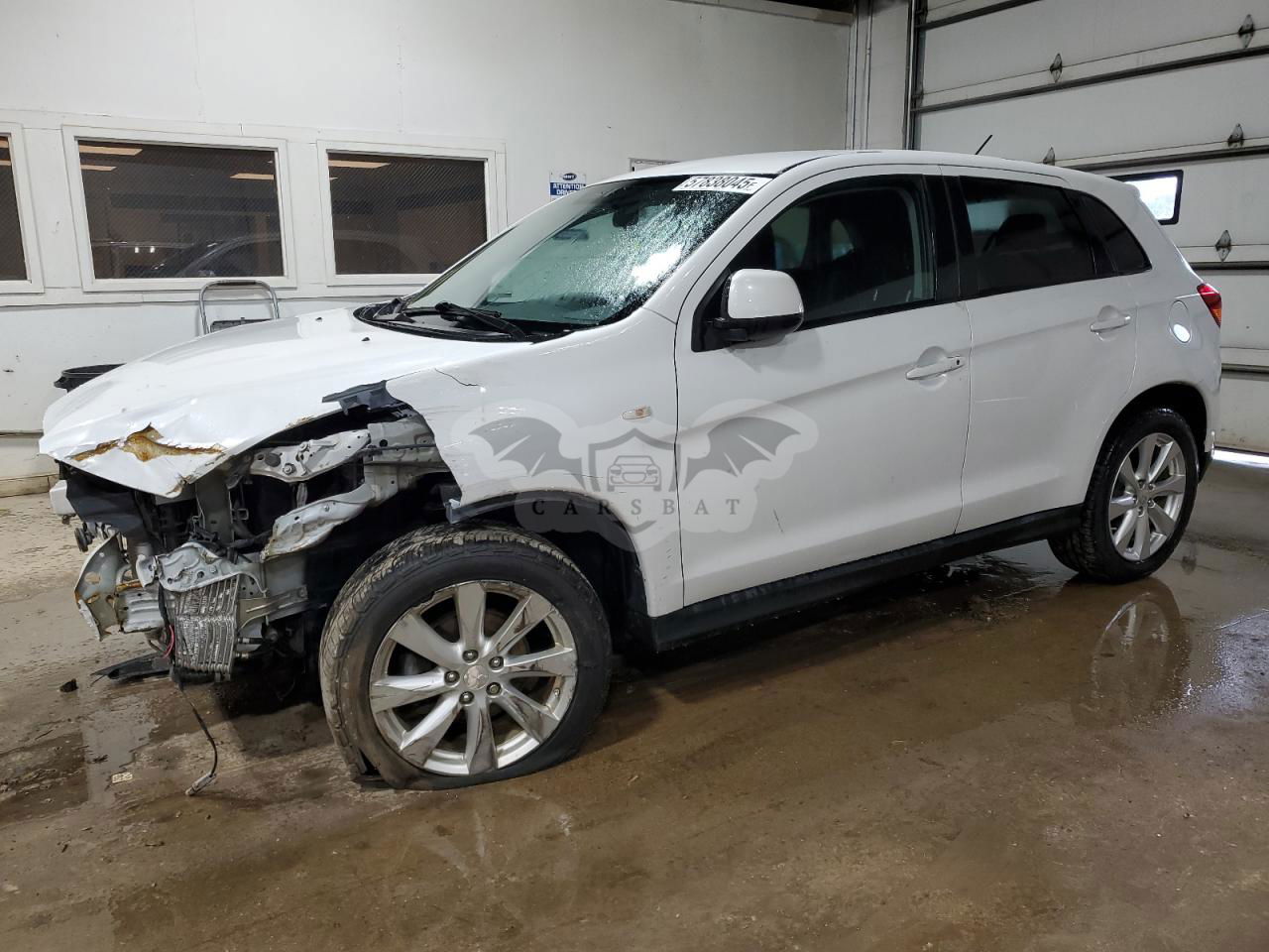 Mitsubishi Outlander ES 2.0L  4 2014